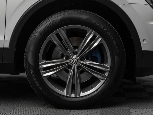 Volkswagen Tiguan II с пробегом 2017 года, цена 2 840 000 рублей, 73667 км, внедорожник, Автокод Объявления