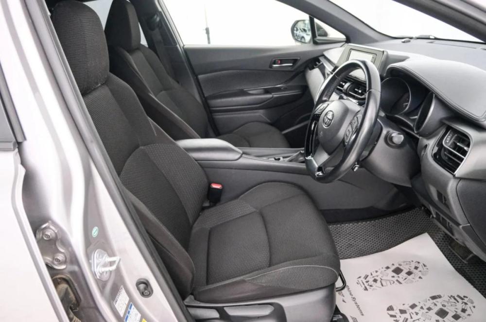 Toyota C-HR I Красноярск  - изображение 8