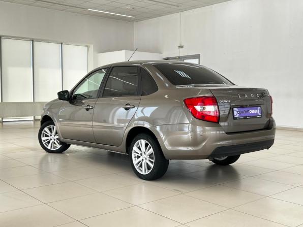 Lada (ВАЗ) Granta I Рестайлинг с пробегом 2024 года, цена 930 000 рублей, 38200 км, седан, Автокод Объявления