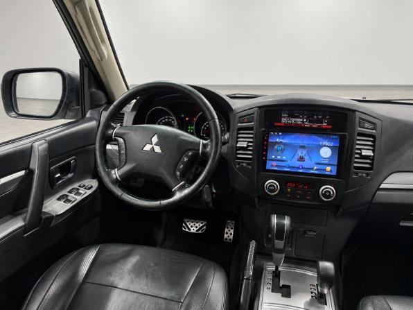 Mitsubishi Pajero IV Рестайлинг 1 с пробегом 2013 года, цена 2 050 000 рублей, 262616 км, внедорожник, Автокод Объявления
