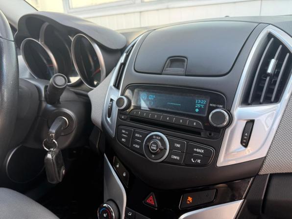 Chevrolet Cruze I Рестайлинг с пробегом 2013 года, цена 779 000 рублей, 145279 км, седан, Автокод Объявления