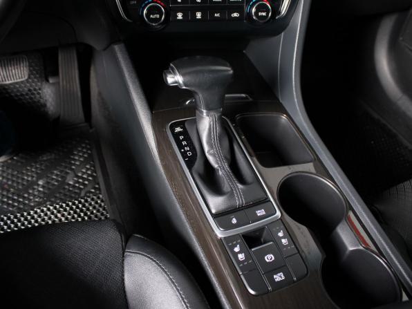 Kia Optima IV Рестайлинг с пробегом 2020 года, цена 2 080 000 рублей, 89811 км, седан, Автокод Объявления