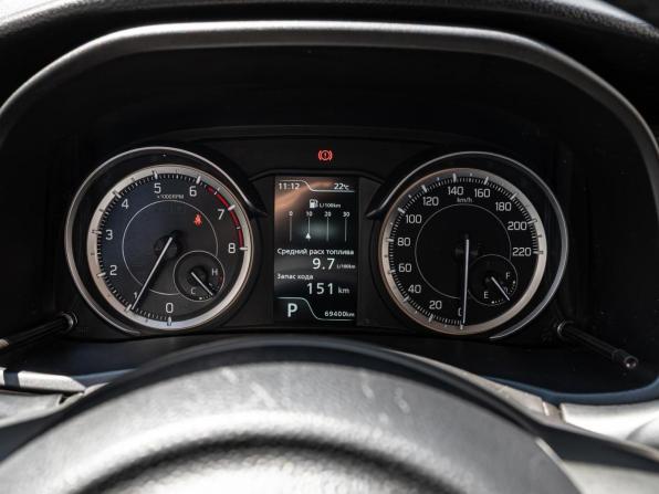 Suzuki Ertiga II с пробегом 2022 года, цена 1 930 000 рублей, 69400 км, компактвэн, Автокод Объявления