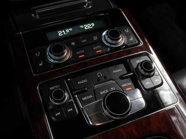 Audi A8 III (D4) с пробегом 2011 года, цена 1 799 000 рублей, 236053 км, седан, Автокод Объявления
