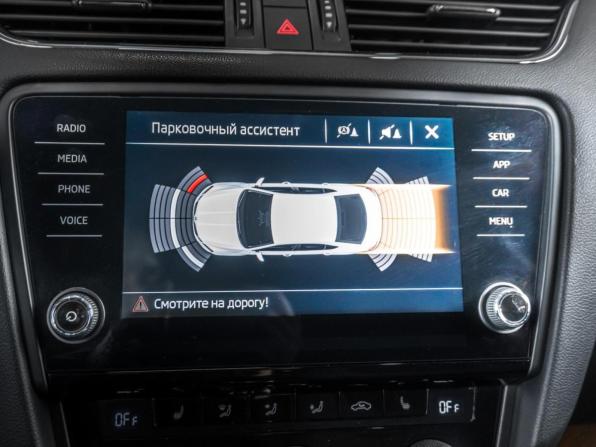 Skoda Octavia III (A7) Рестайлинг с пробегом 2020 года, цена 1 819 000 рублей, 103713 км, лифтбек, Автокод Объявления