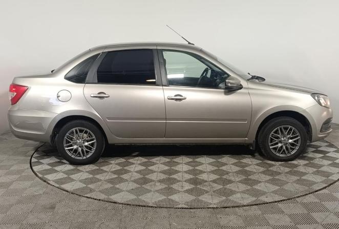Lada (ВАЗ) Granta I Рестайлинг с пробегом 2022 года, цена 770 000 рублей, 85857 км, седан, Автокод Объявления