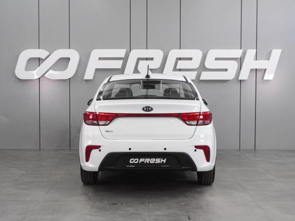 Kia Rio IV с пробегом 2018 года, цена 1 431 000 рублей, 87538 км, седан, Автокод Объявления