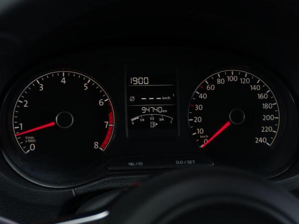 Volkswagen Polo V Рестайлинг с пробегом 2018 года, цена 1 169 000 рублей, 94740 км, седан, Автокод Объявления