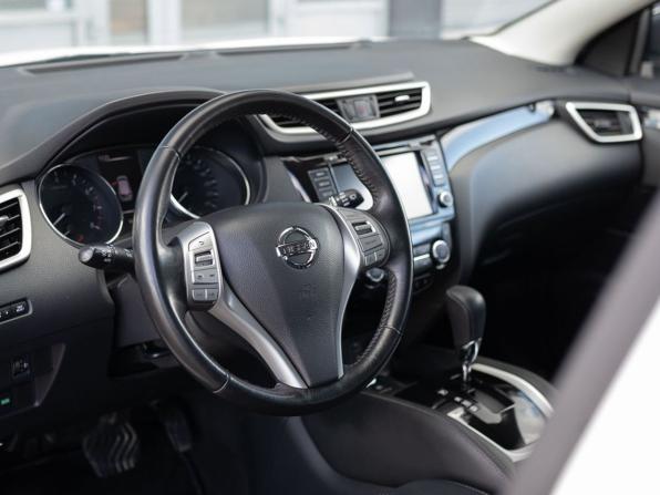 Nissan Qashqai II с пробегом 2018 года, цена 1 740 000 рублей, 165134 км, внедорожник, Автокод Объявления