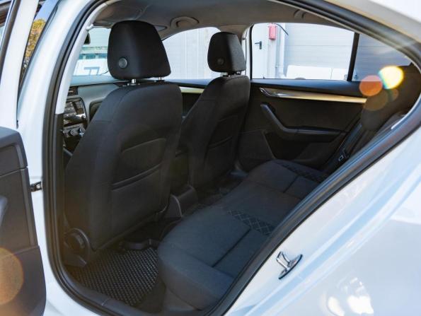 Skoda Octavia III (A7) Рестайлинг с пробегом 2018 года, цена 1 400 000 рублей, 141664 км, лифтбек, Автокод Объявления