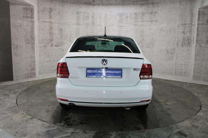 Volkswagen Polo V Рестайлинг с пробегом 2018 года, цена 1 246 000 рублей, 102420 км, седан, Автокод Объявления
