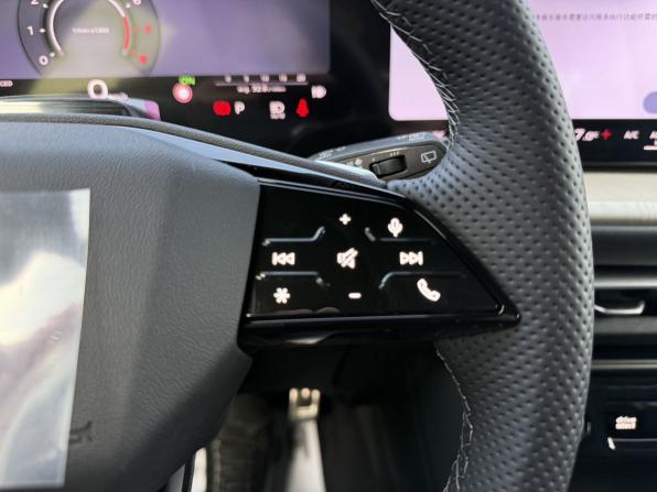 Audi Q5 III с пробегом 2026 года, цена 5 899 900 рублей, 18 км, внедорожник, Автокод Объявления