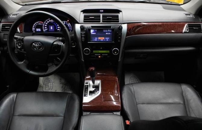Toyota Camry VII (XV50) с пробегом 2012 года, цена 1 539 000 рублей, 235111 км, седан, Автокод Объявления