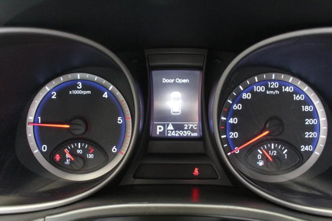 Hyundai Santa Fe III с пробегом 2014 года, цена 1 800 000 рублей, 242939 км, внедорожник, Автокод Объявления