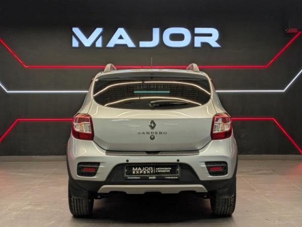 Renault Sandero II Рестайлинг с пробегом 2021 года, цена 1 295 000 рублей, 80311 км, хэтчбек, Автокод Объявления