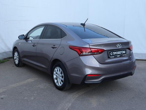 Hyundai Solaris II с пробегом 2018 года, цена 1 350 000 рублей, 101787 км, седан, Автокод Объявления