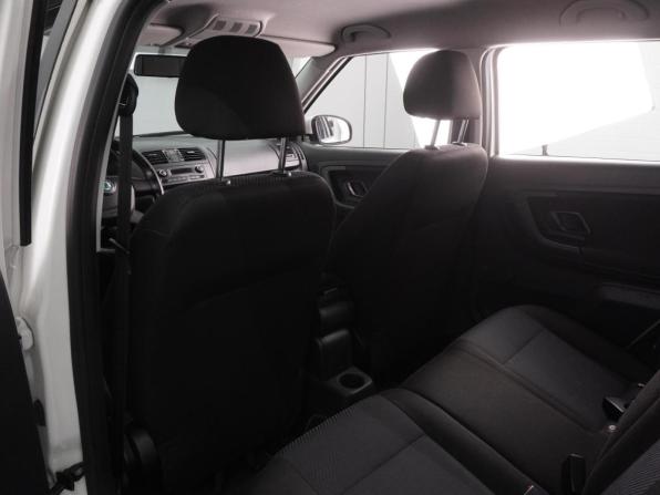 Skoda Fabia II Рестайлинг с пробегом 2012 года, цена 899 000 рублей, 120304 км, хэтчбек, Автокод Объявления