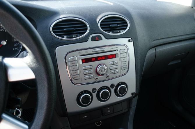 Ford Focus II с пробегом 2007 года, цена 340 000 рублей, 232000 км, седан, Автокод Объявления