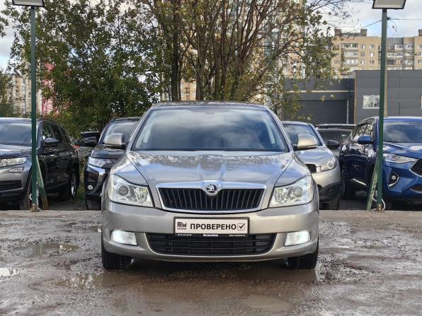 Skoda Octavia II (A5) Рестайлинг с пробегом 2009 года, цена 489 000 рублей, 355000 км, лифтбек, Автокод Объявления