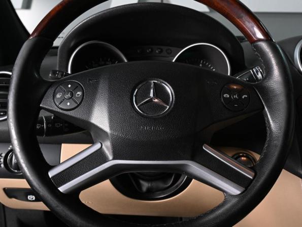 Mercedes-Benz M-Класс II (W164) Рестайлинг с пробегом 2008 года, цена 1 299 000 рублей, 192135 км, внедорожник, Автокод Объявления