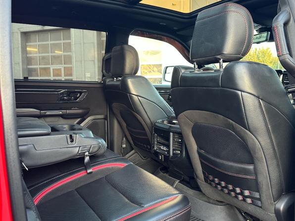 Ram 1500 V с пробегом 2021 года, цена 11 800 000 рублей, 37150 км, offers.body_type.unknown, Автокод Объявления