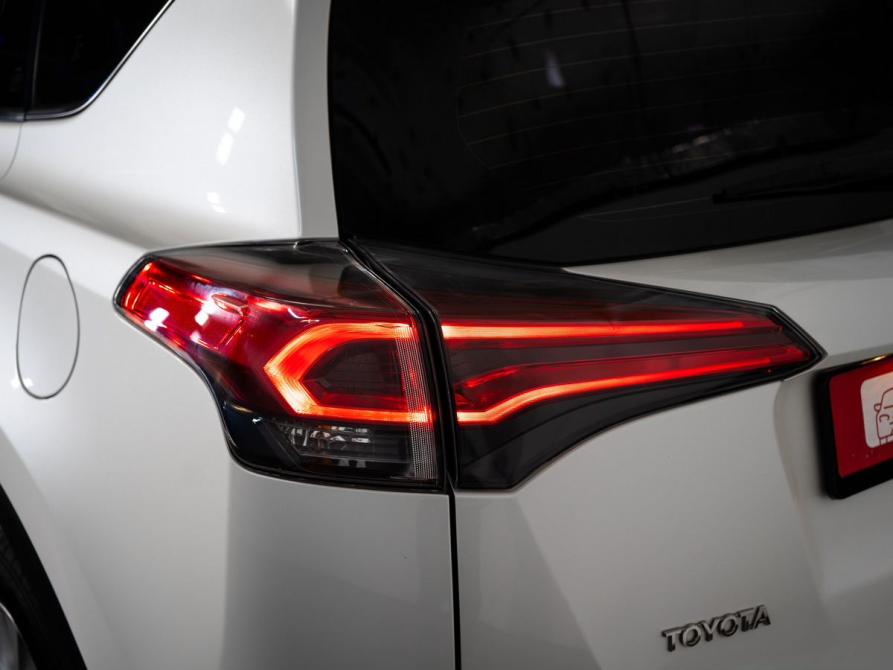 Toyota RAV4 IV (XA40) Рестайлинг Иркутск  - изображение 23