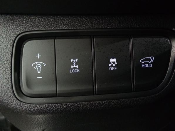 Hyundai Santa Fe IV с пробегом 2019 года, цена 2 810 000 рублей, 133630 км, внедорожник, Автокод Объявления