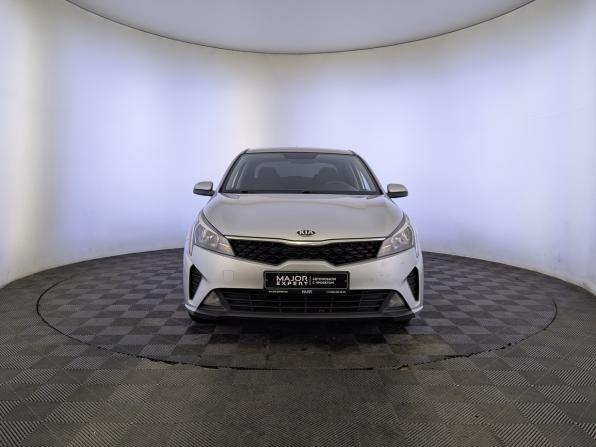 Kia Rio IV Рестайлинг с пробегом 2021 года, цена 1 690 000 рублей, 101768 км, седан, Автокод Объявления