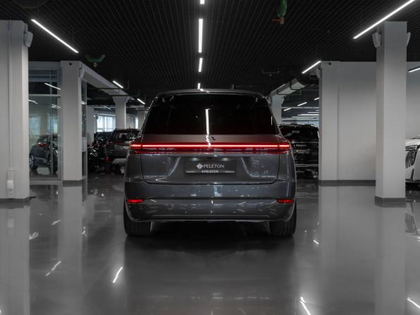 Li Auto (Lixiang) L9 I Рестайлинг с пробегом 2025 года, цена 10 700 000 рублей, 44 км, внедорожник, Автокод Объявления