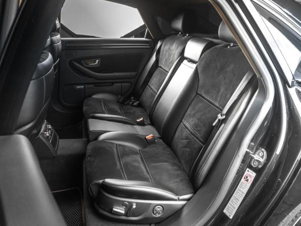 Audi A8 II (D3) Рестайлинг с пробегом 2006 года, цена 1 519 000 рублей, 294335 км, седан, Автокод Объявления
