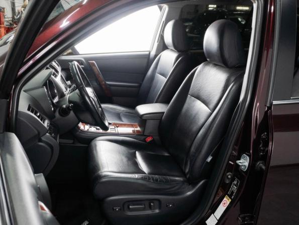 Toyota Highlander II (XU40) Рестайлинг с пробегом 2013 года, цена 2 250 000 рублей, 251008 км, внедорожник, Автокод Объявления