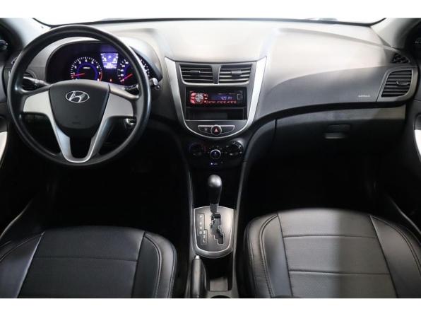Hyundai Solaris I с пробегом 2014 года, цена 756 000 рублей, 205344 км, седан, Автокод Объявления