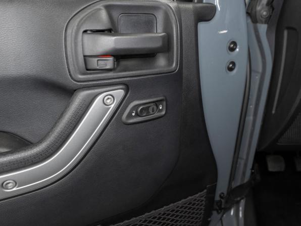 Jeep Wrangler III (JK) с пробегом 2013 года, цена 2 980 000 рублей, 94353 км, внедорожник, Автокод Объявления