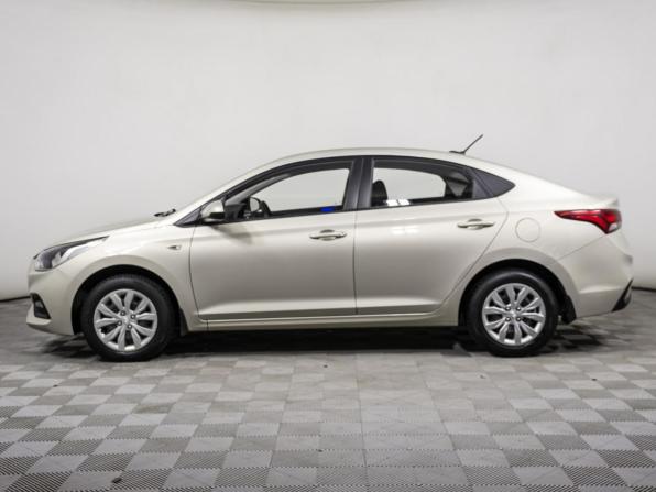 Hyundai Solaris II с пробегом 2018 года, цена 1 350 000 рублей, 46008 км, седан, Автокод Объявления