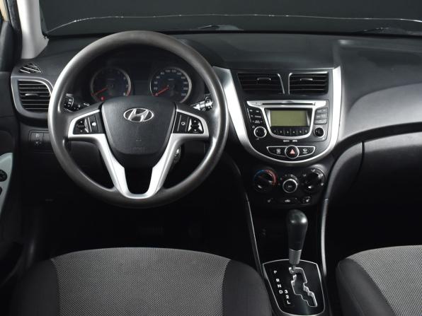 Hyundai Solaris I с пробегом 2013 года, цена 789 995 рублей, 158280 км, седан, Автокод Объявления