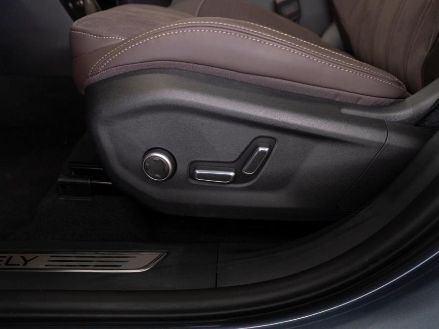 Geely Monjaro I Рестайлинг 2 Москва  - изображение 19