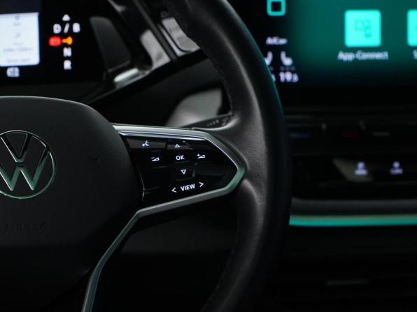 Volkswagen ID.4 с пробегом 2021 года, цена 3 299 547 рублей, 51068 км, внедорожник, Автокод Объявления