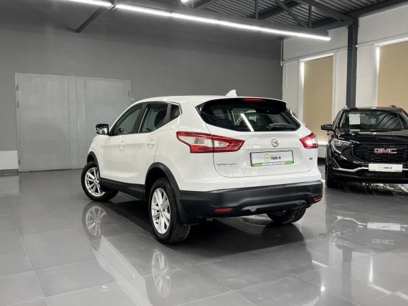 Nissan Qashqai II с пробегом 2018 года, цена 1 680 000 рублей, 111838 км, внедорожник, Автокод Объявления