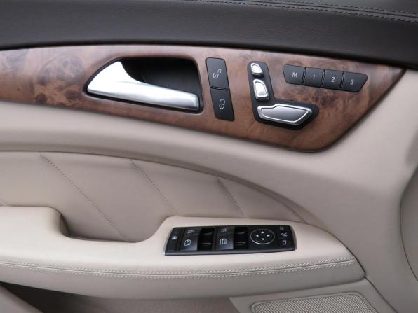 Mercedes-Benz CLS II (C218) Рестайлинг с пробегом 2014 года, цена 3 170 000 рублей, 129000 км, седан, Автокод Объявления