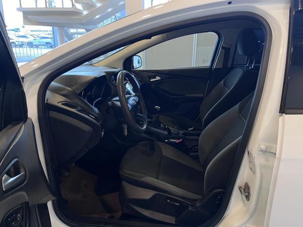 Ford Focus III с пробегом 2011 года, цена 593 000 рублей, 223387 км, хэтчбек, Автокод Объявления