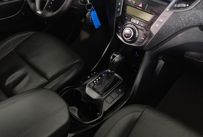 Hyundai Santa Fe III с пробегом 2015 года, цена 1 920 000 рублей, 98674 км, внедорожник, Автокод Объявления