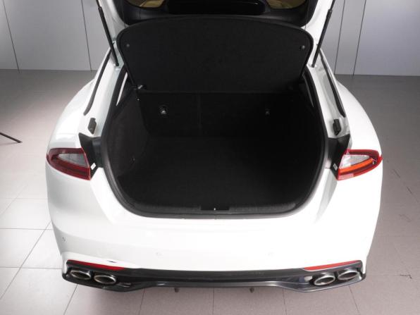 Kia Stinger I с пробегом 2019 года, цена 2 449 000 рублей, 180091 км, лифтбек, Автокод Объявления
