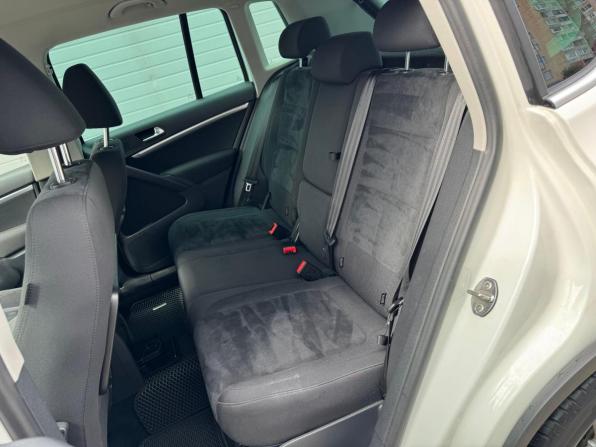 Volkswagen Tiguan I Рестайлинг с пробегом 2013 года, цена 1 149 000 рублей, 257363 км, внедорожник, Автокод Объявления