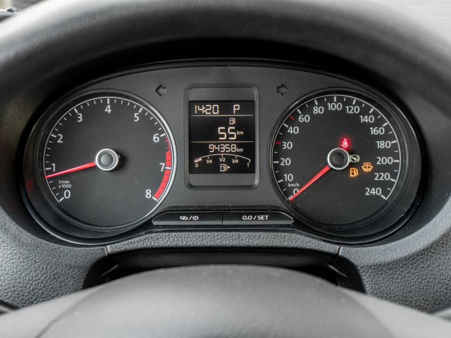 Volkswagen Polo V Рестайлинг Санкт-Петербург  - изображение 11