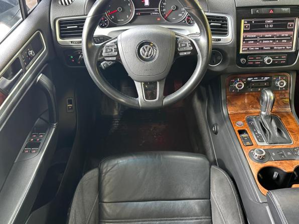 Volkswagen Touareg II с пробегом 2012 года, цена 2 099 000 рублей, 250421 км, внедорожник, Автокод Объявления