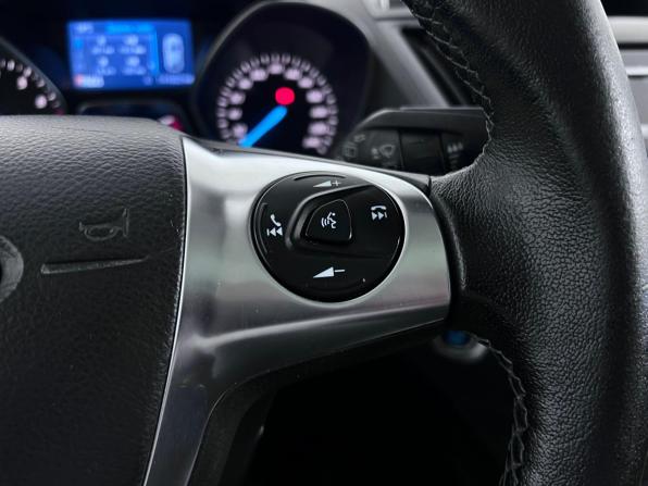 Ford Kuga II с пробегом 2014 года, цена 1 320 000 рублей, 141621 км, внедорожник, Автокод Объявления