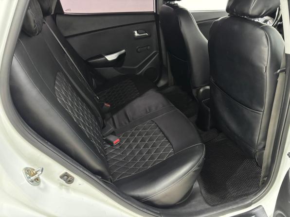 Kia Rio III с пробегом 2015 года, цена 820 000 рублей, 261162 км, хэтчбек, Автокод Объявления