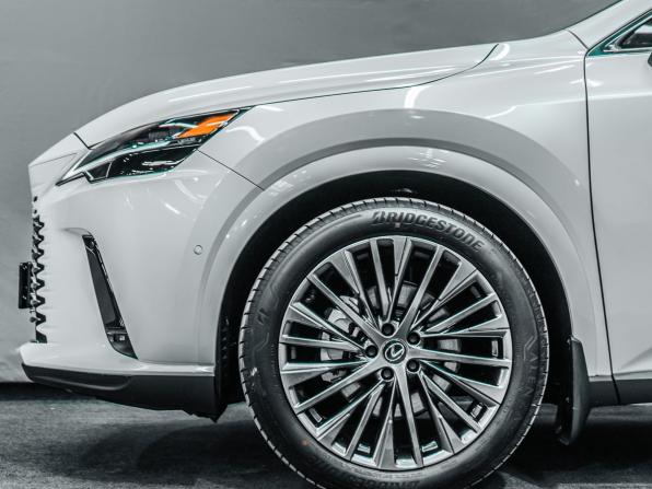 Новый Lexus RX V 2024 года, цена 12 300 000 рублей, внедорожник, Автокод Объявления