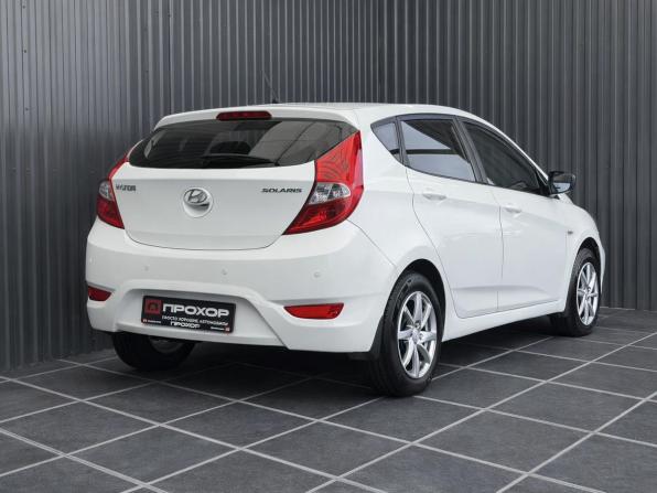 Hyundai Solaris I с пробегом 2013 года, цена 717 000 рублей, 106327 км, хэтчбек, Автокод Объявления