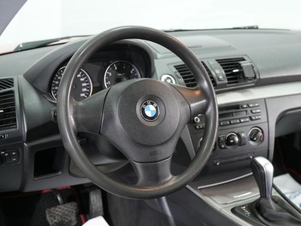 BMW 1 серии I (E81/E82/E87/E88) Рестайлинг с пробегом 2011 года, цена 780 000 рублей, 258000 км, хэтчбек, Автокод Объявления